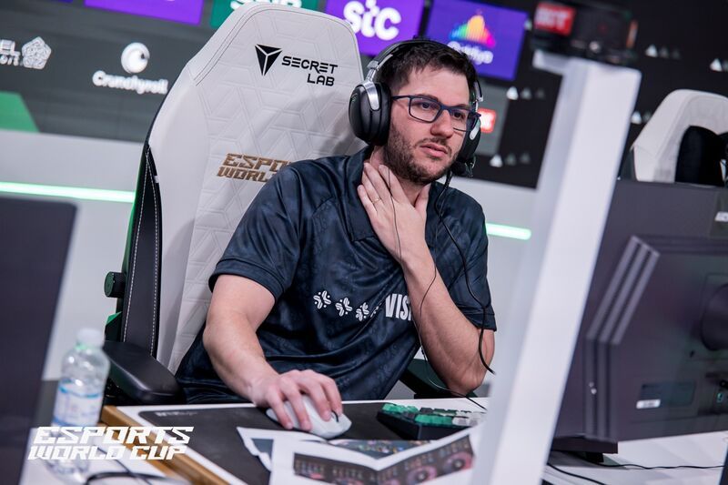 P-VISION官宣和Astini分道扬镳，即日起后者将不再担任队伍的教练一职，