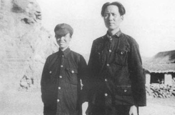 贺子珍1984年离世后，李敏在整理遗物时发现父母往来书信，毛泽东曾亲昵地称贺子珍