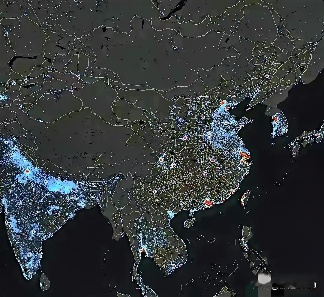 兄弟们！就这一张图，直接把咱们中国人口分布的老底给揭了！你能相信吗？全国90%