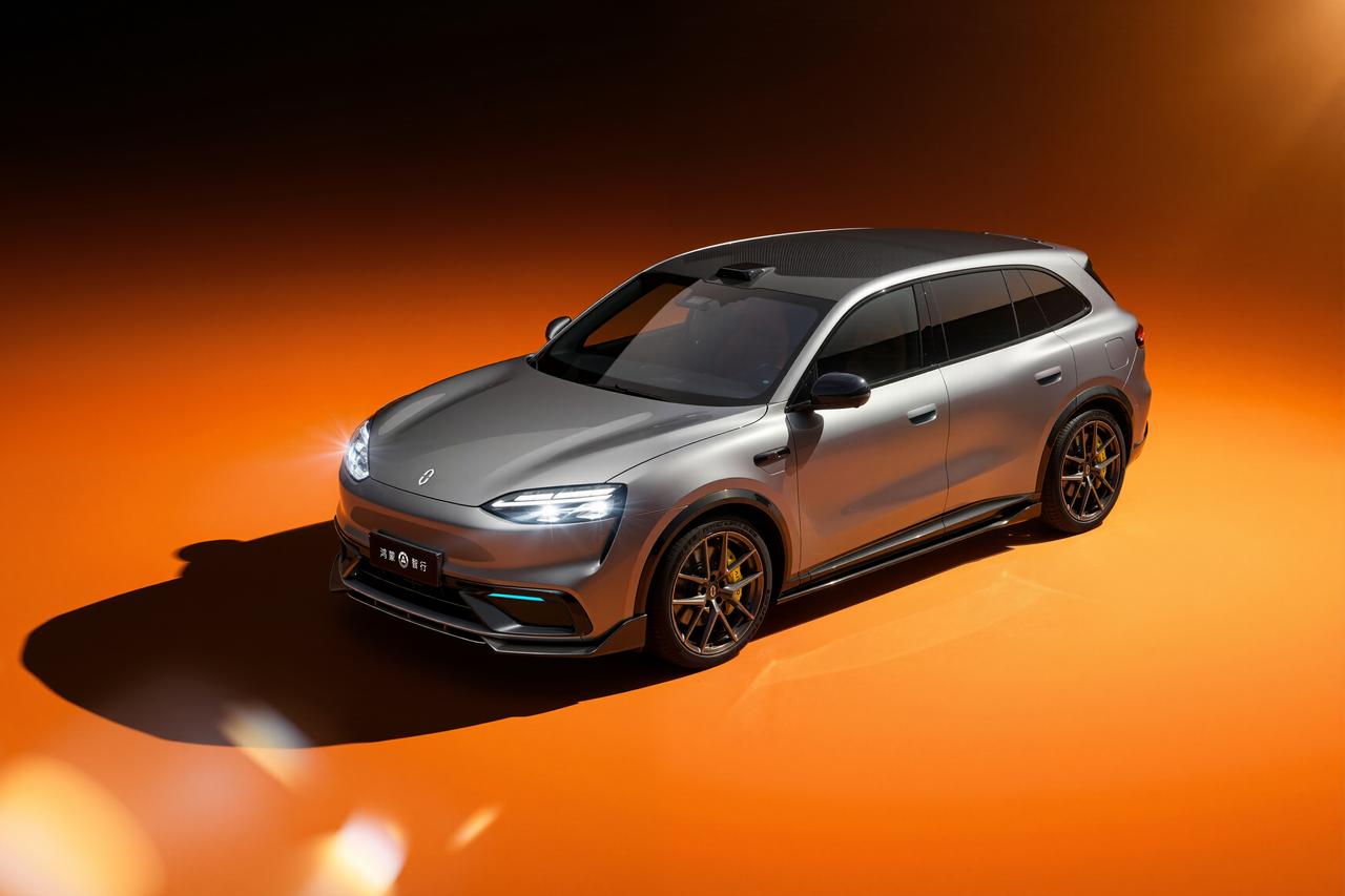 问界M6这组冰雪谍照，我看颜值设计稳了！这几天都在传问界M6的冰雪测试谍照，动