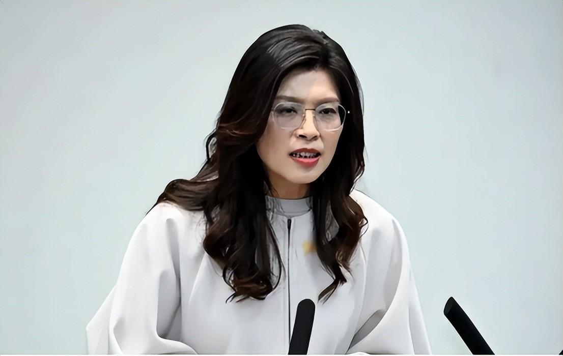 现在在国民党内，无论是国民党中央和地方，首推的还是卢秀燕，虽然卢秀燕还有很多毛病