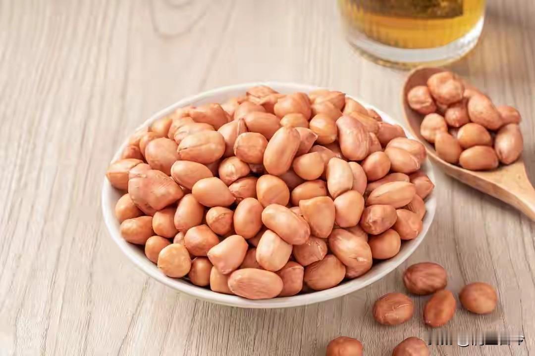 生活中常有人纳闷，为啥同样年纪作息，有人总生病，有人却很少被慢性病找上门。其实，