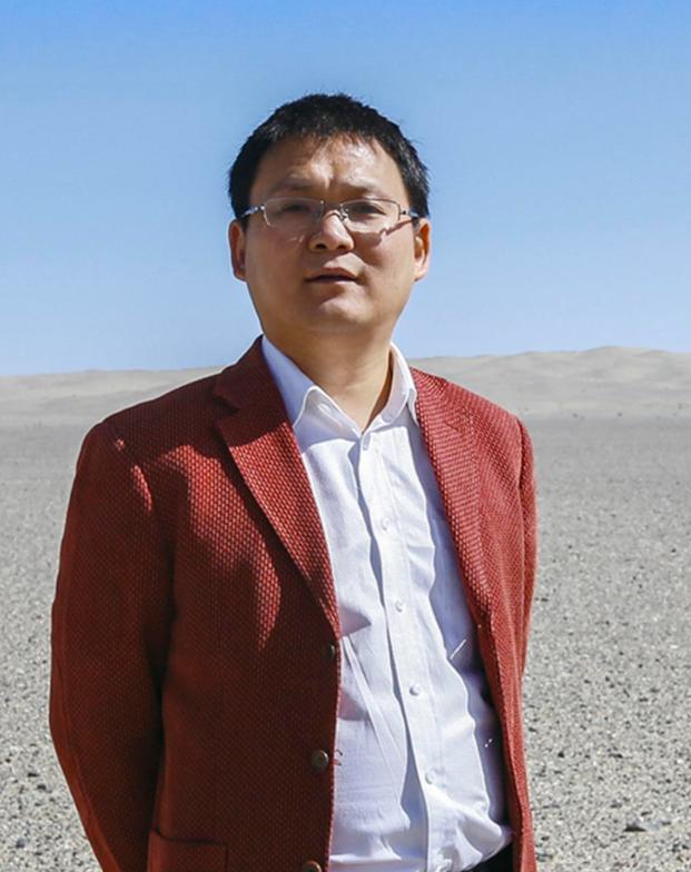 曾经高调“收别人债”的永雄，如今轮到四处“求自救”还账了。12月10日，永雄