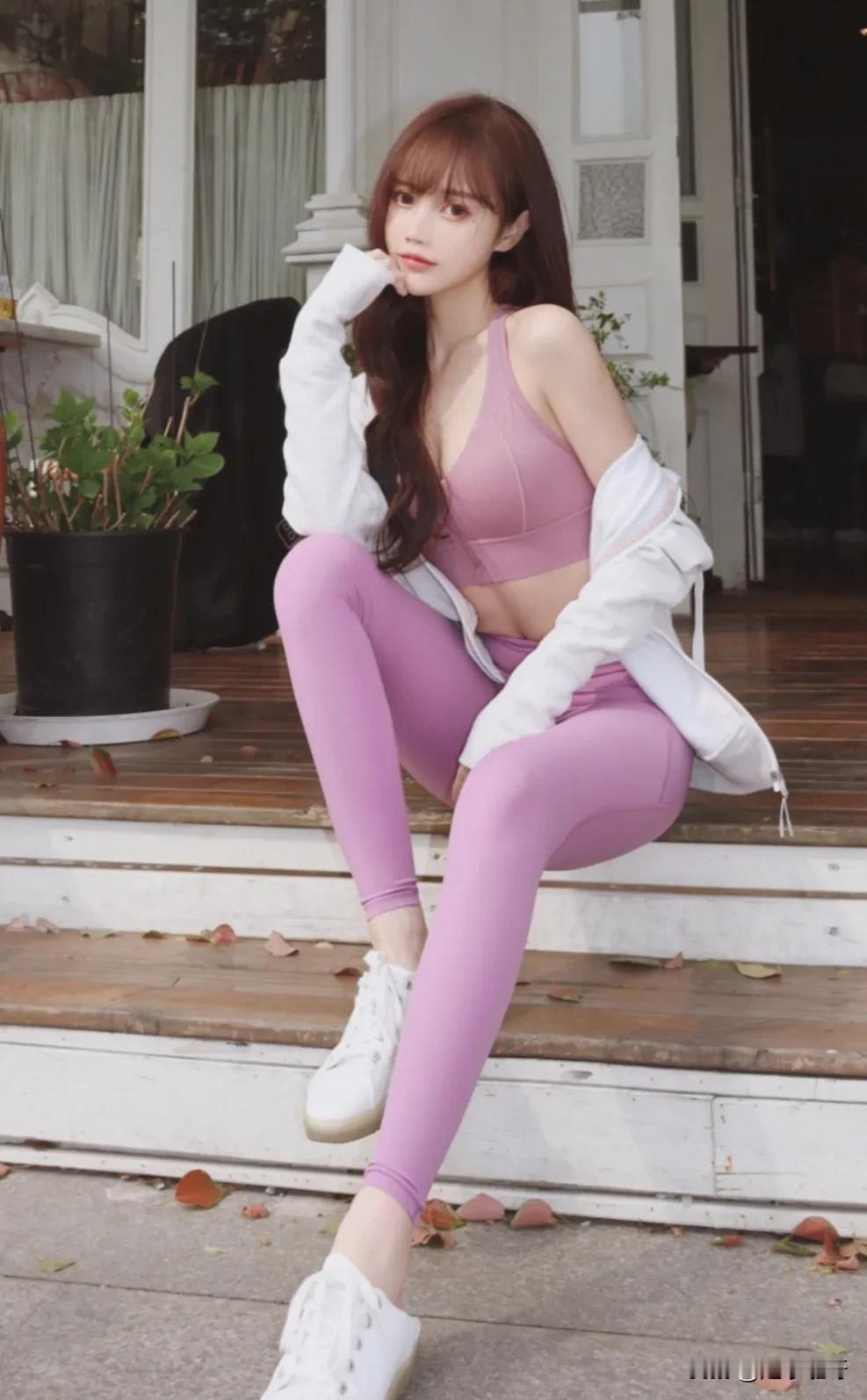 美美哒粉色瑜伽服