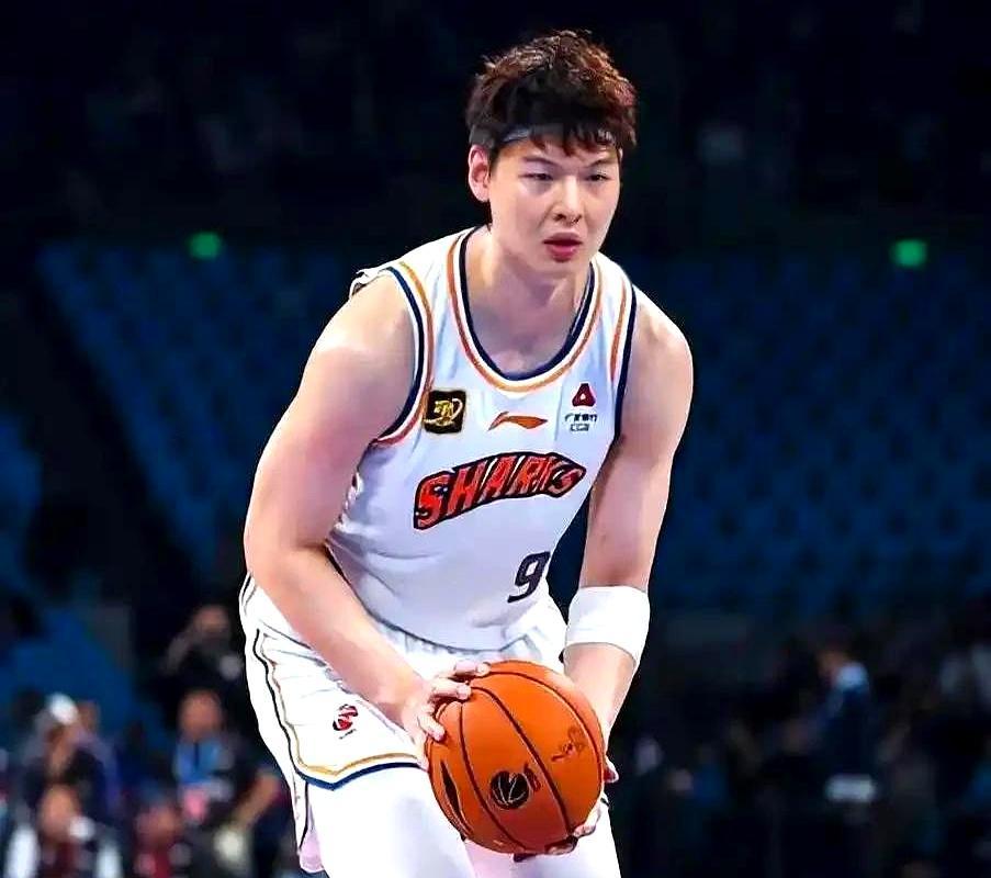 同样是9000分，有人只用了391场，有人却足足多打了近200场。“战神”