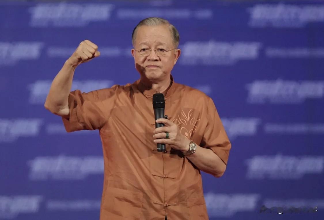 曾仕强教授说，千万不要认为婚姻是爱情的坟墓，那是胡说八道的。婚姻才是爱情的开