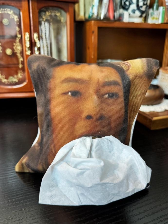 好炸裂的身体冷知识1、皮肤长时间接触大蒜的话，会造成烧伤。2、吃太多撑到不舒服时