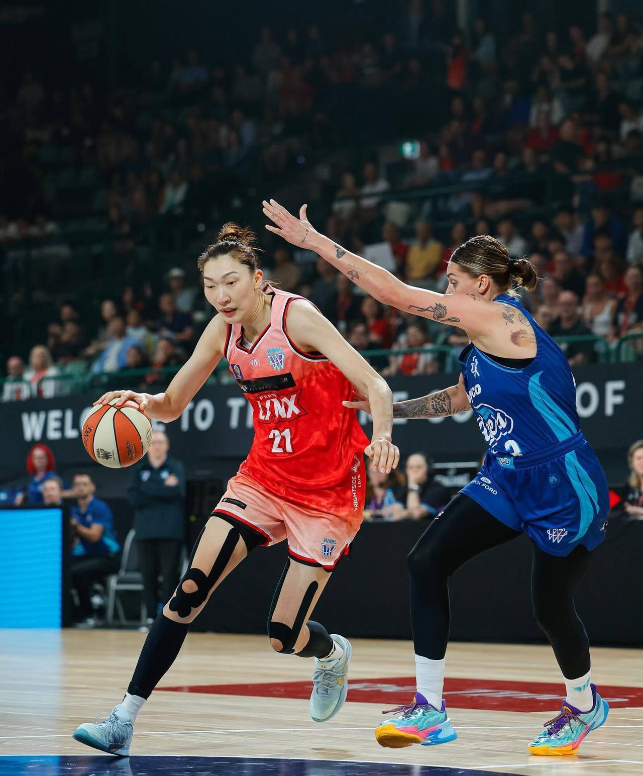 今天下午又有韩旭的WNBL比赛！韩旭在海外的表现，其实属于正常发挥，因为韩旭