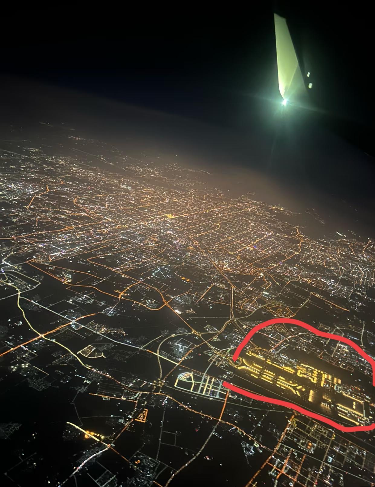 图片上那个大蟑螂可以推断图片上是广州的吗？