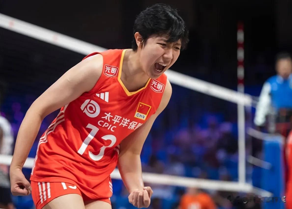 中国女排3:2战胜多米尼加女排！恭喜中国女排！一起看看五局比赛中国队有哪