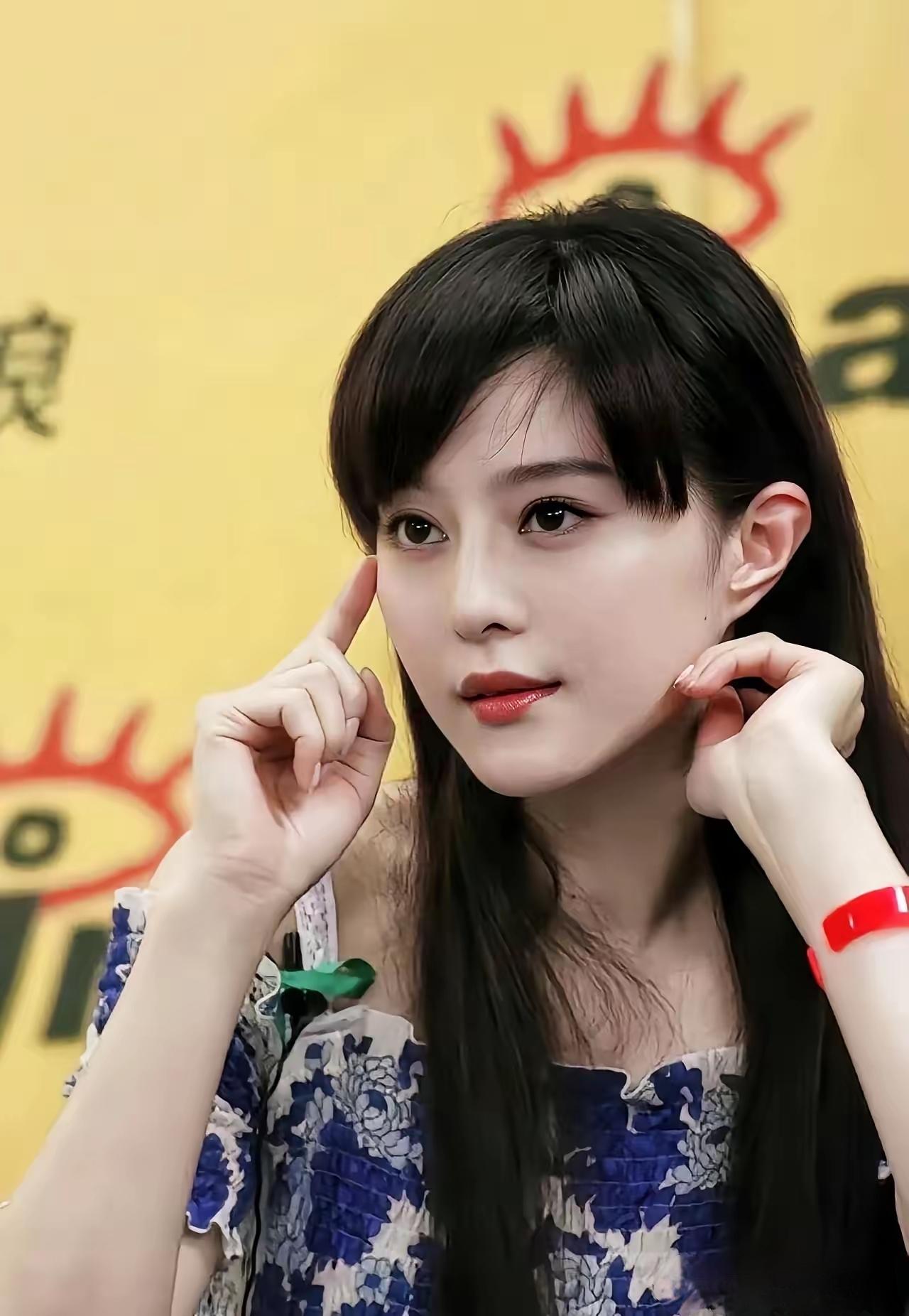 内娱很难再出这样一位大美人了，就连刘亦菲、杨幂、迪丽热巴等一线女星，在她面前也很