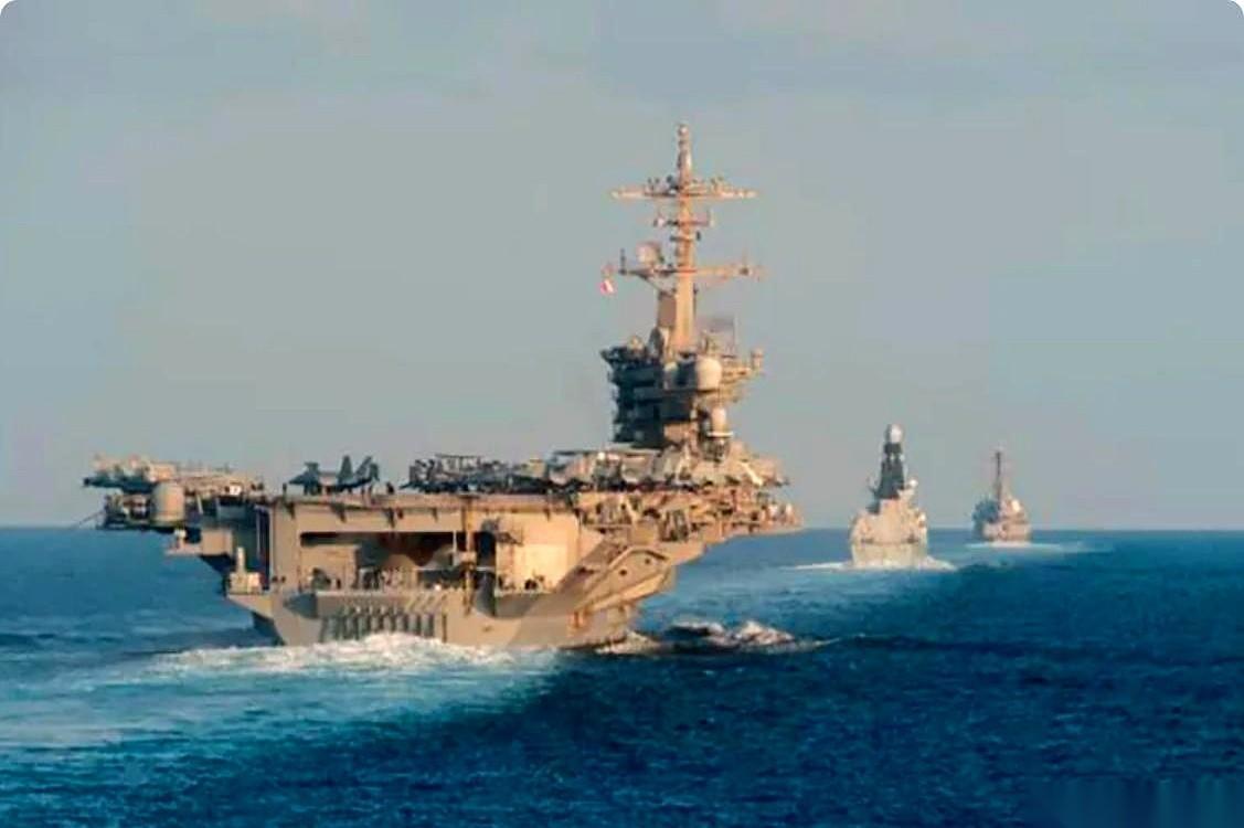 美国和伊朗这局棋，是越看越有意思。航母战斗群堵到人家门口，全世界都伸着脖子，以