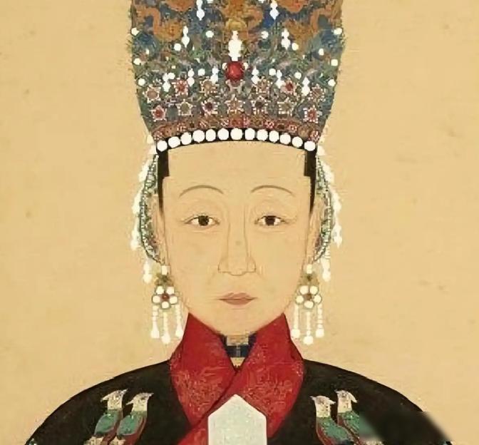 1627年，明熹宗崩。太监总管陈德润垂涎皇后的美色，一日皇后晨起沐浴，才褪去外衣