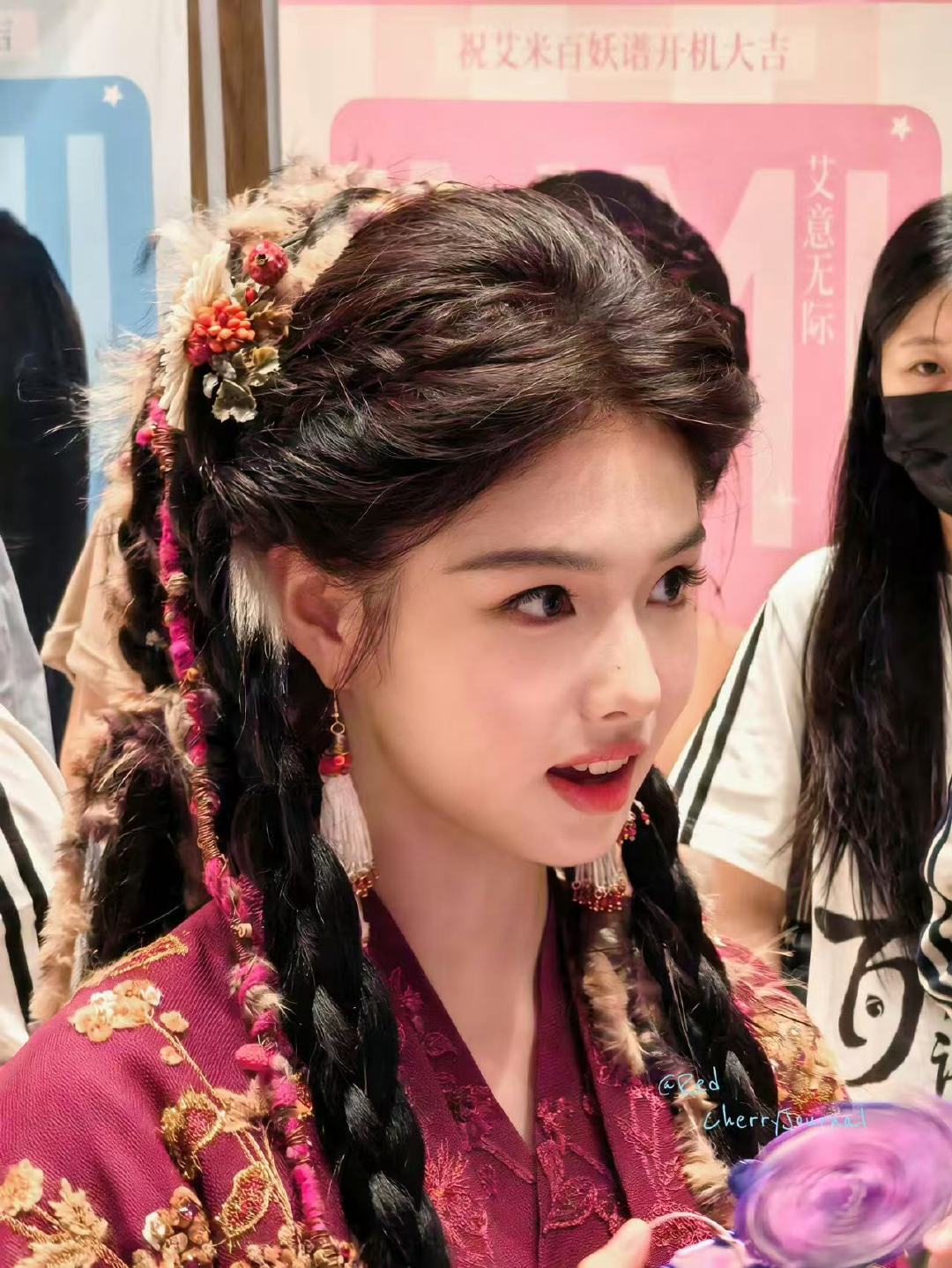百妖谱开机路透百妖谱开机路透～邓为艾米妆造好好看啊！