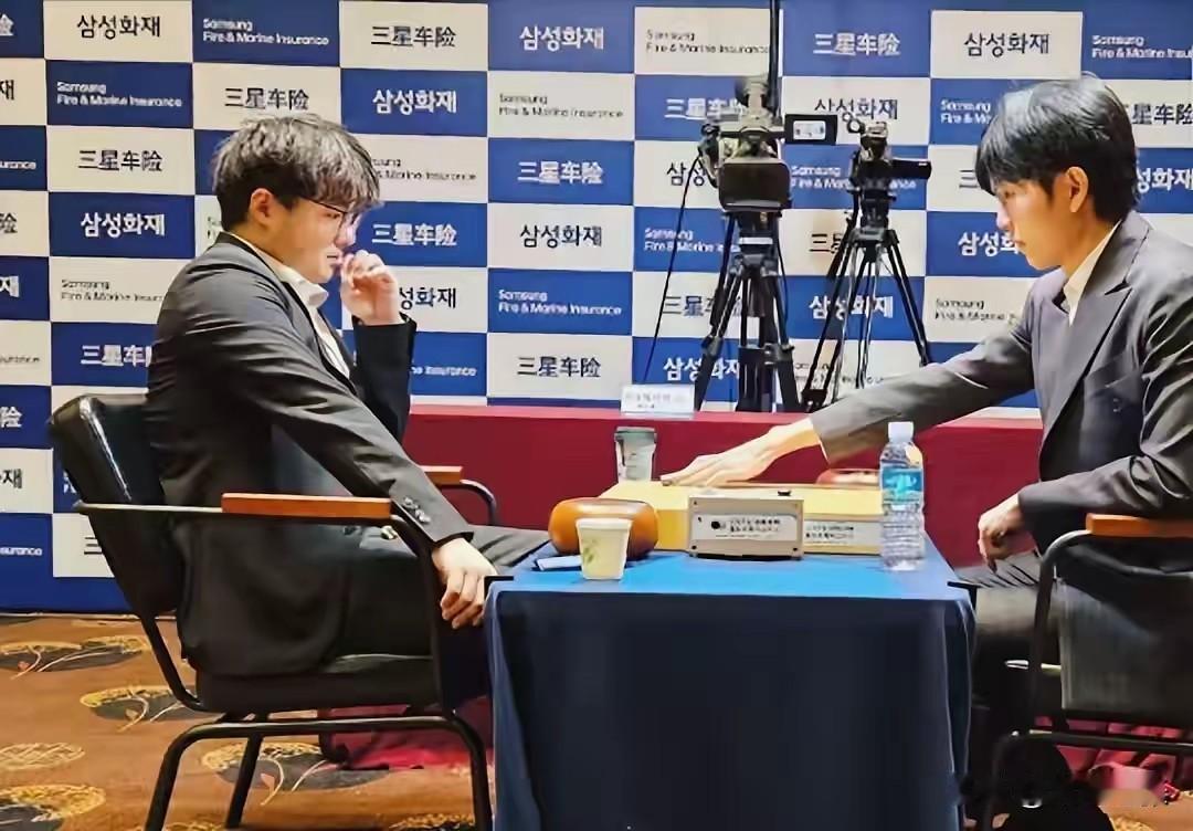 申真谞究竟怎么了？曾经稳坐世界第一的“申皇”，如今状况频出。自烂柯杯丢冠后，状态