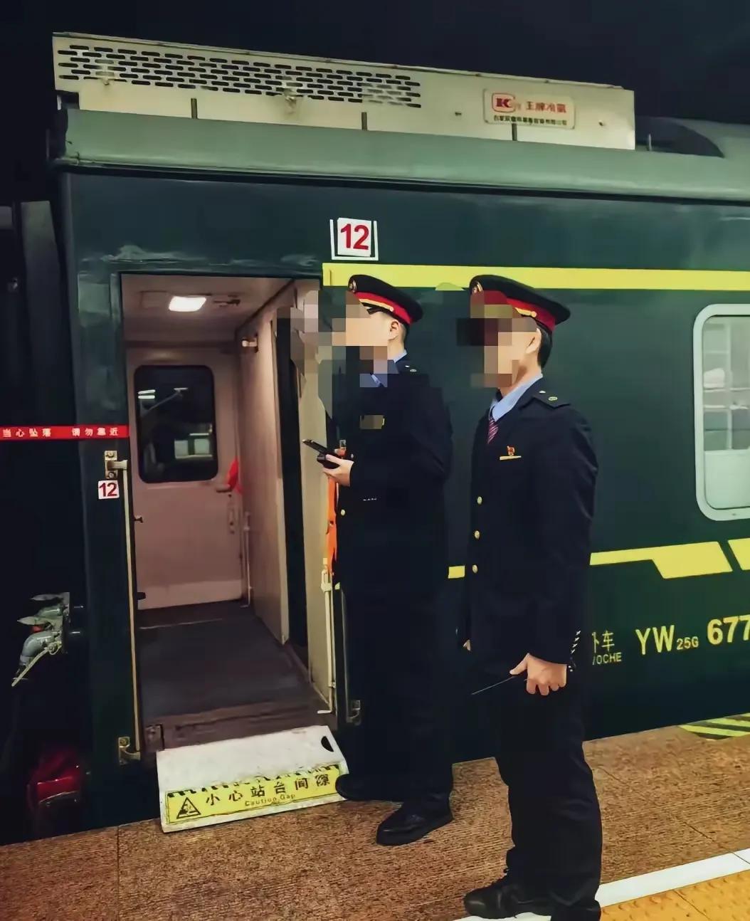 昆明铁路遇难事故，最戳心的痛，是那些等着爸爸回家过年的孩子，再也等不到了。