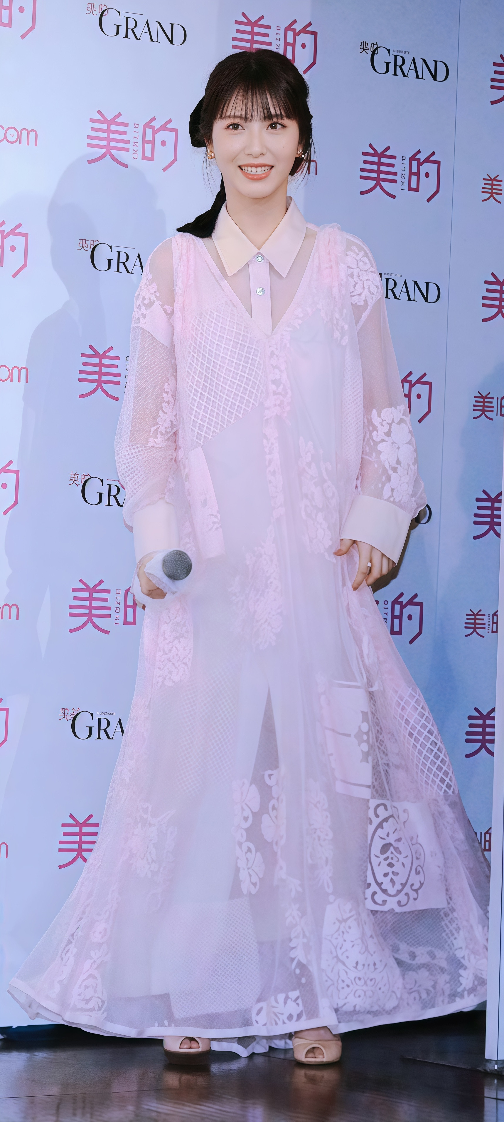 滨边美波粉色系壁纸更新女神真的太适合粉色了呀