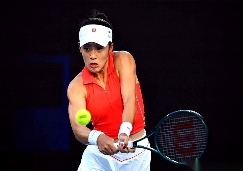 真的，有时候最杀人诛心的，不是一败涂地，而是眼看就要成了。一只手都摸到奖杯了，