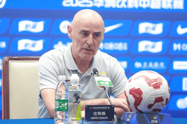东体: 剩余九轮凶险赛程, 海港将继续冲击自身极限