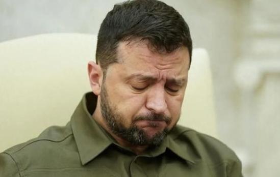 现在都说乌克兰，用40万人的伤亡和2000亿美元的债务，为美国拔掉了“俄罗斯”这