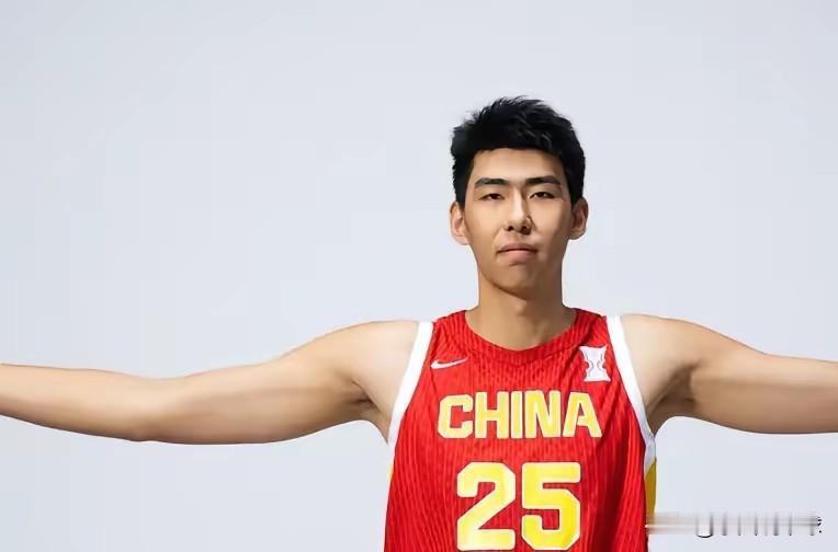 徐昕要去打NBA夏季联赛，加油留下来近日据广东体育记者麦穗丰报道，徐昕终于要
