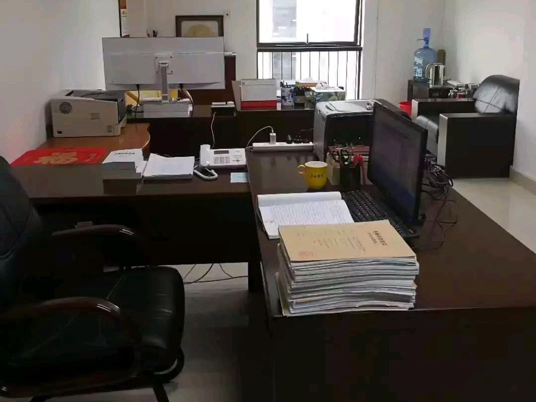 各地事业单位绩效已陆续发放！这几天，很多事业单位的工资条比往常厚了一些。一月