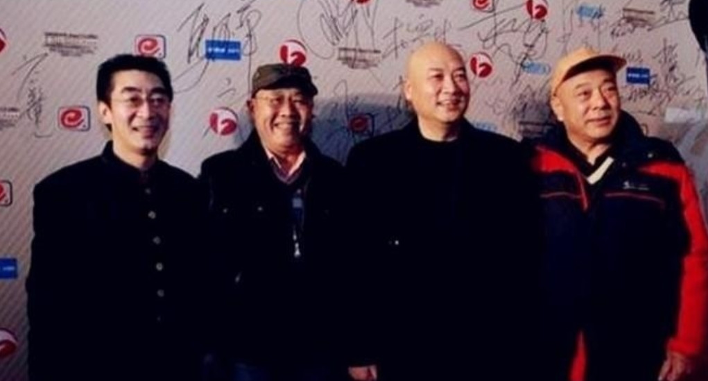 1995年，陈丽华和儿子商量生意的问题，迟重瑞突然插了一句。只见，陈丽华瞬间变了