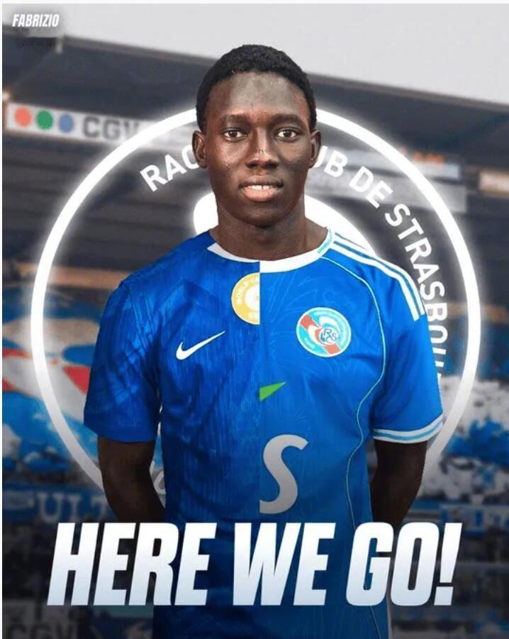 罗马诺消息，切尔西签下16岁中场小将宗戈，Herewego！罗马诺表示，切尔