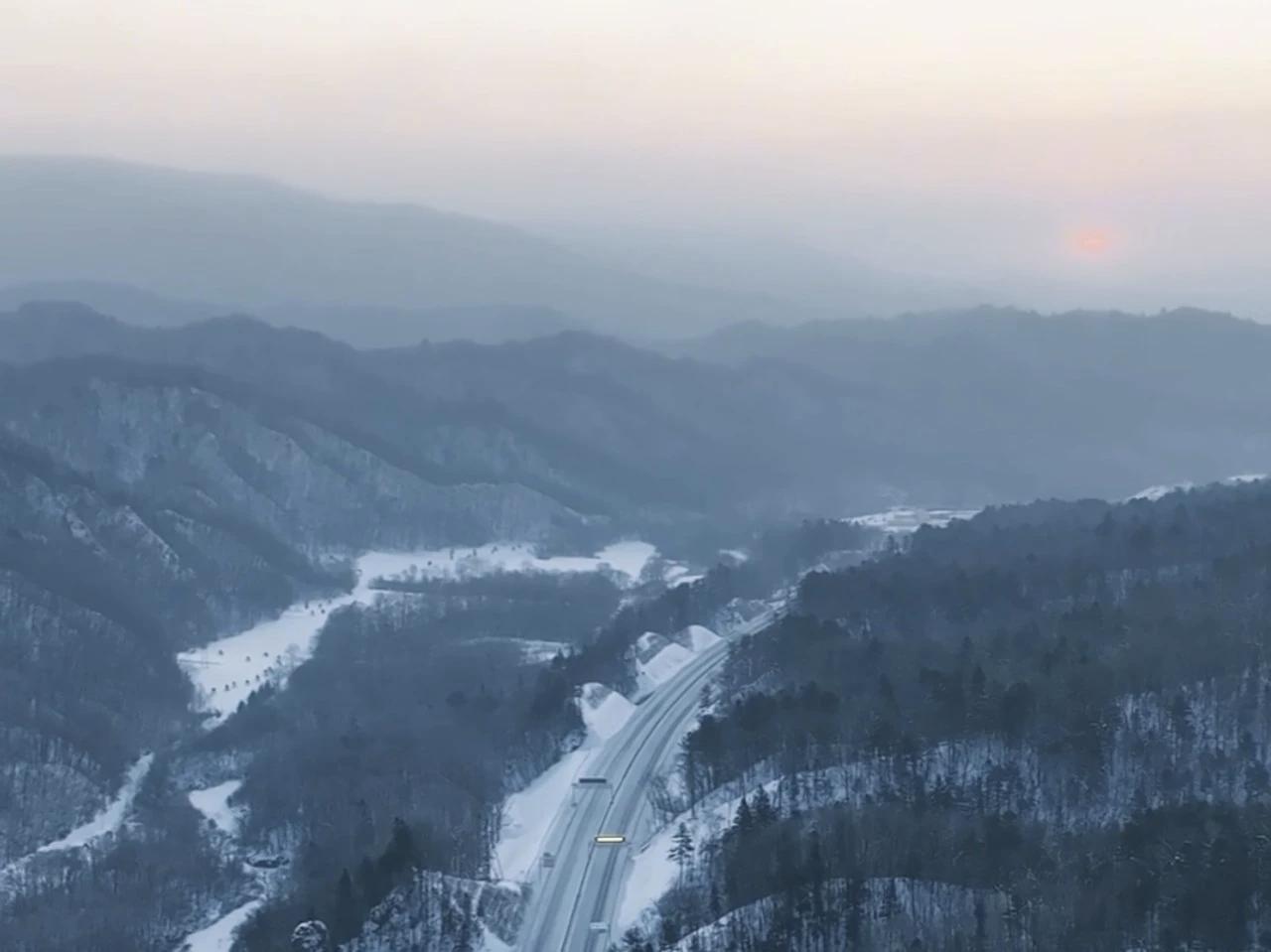 与痛风斗争的历程159早上起床，浑身关节都很正常，没有一丝痛感，也没