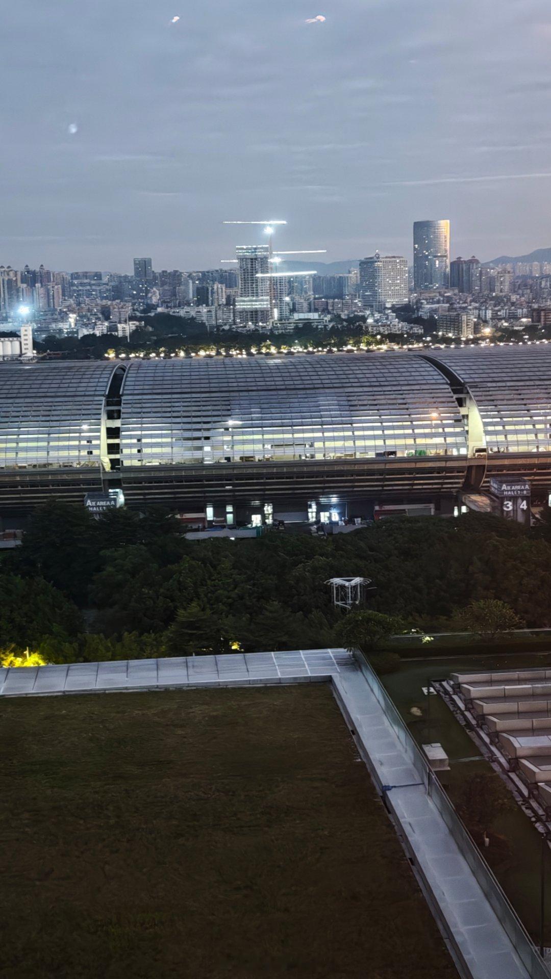 不知道第几个这么早起赶飞机