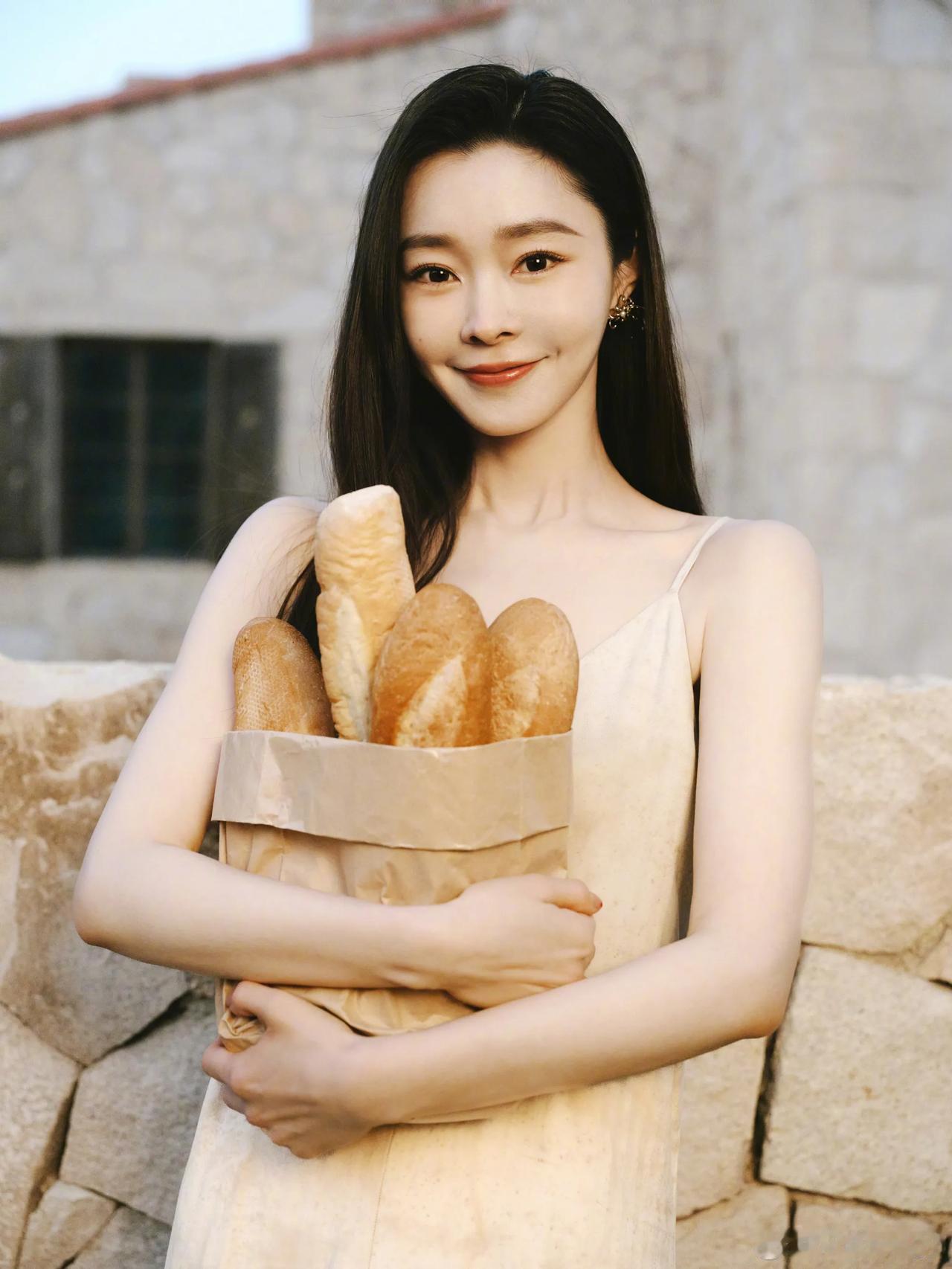 是香香软软的小面包😘宋轶娱乐