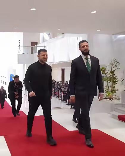 泽连斯基访问叙利亚，谈成了两笔大买卖​4月5日，乌克兰总统泽连斯基在访问土耳