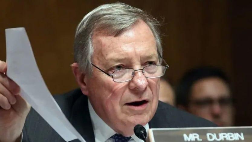 美国参议员德宾（DickDurbin）在听证会上质问国务卿鲁比奥，国会早已批准