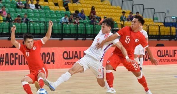 王博回郴州踢球，替补上场帽子戏法，3:1干翻张家界。53分钟抢断破门，8