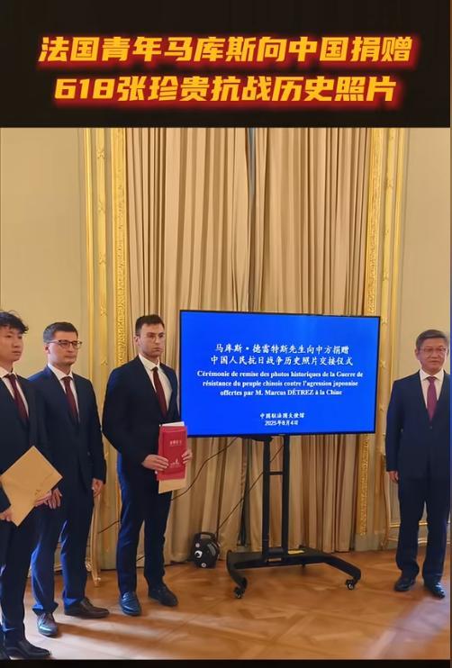 马库斯移交照片，我不意外，马库斯要去日本，我也不意外，最让我惊掉下巴的是，他