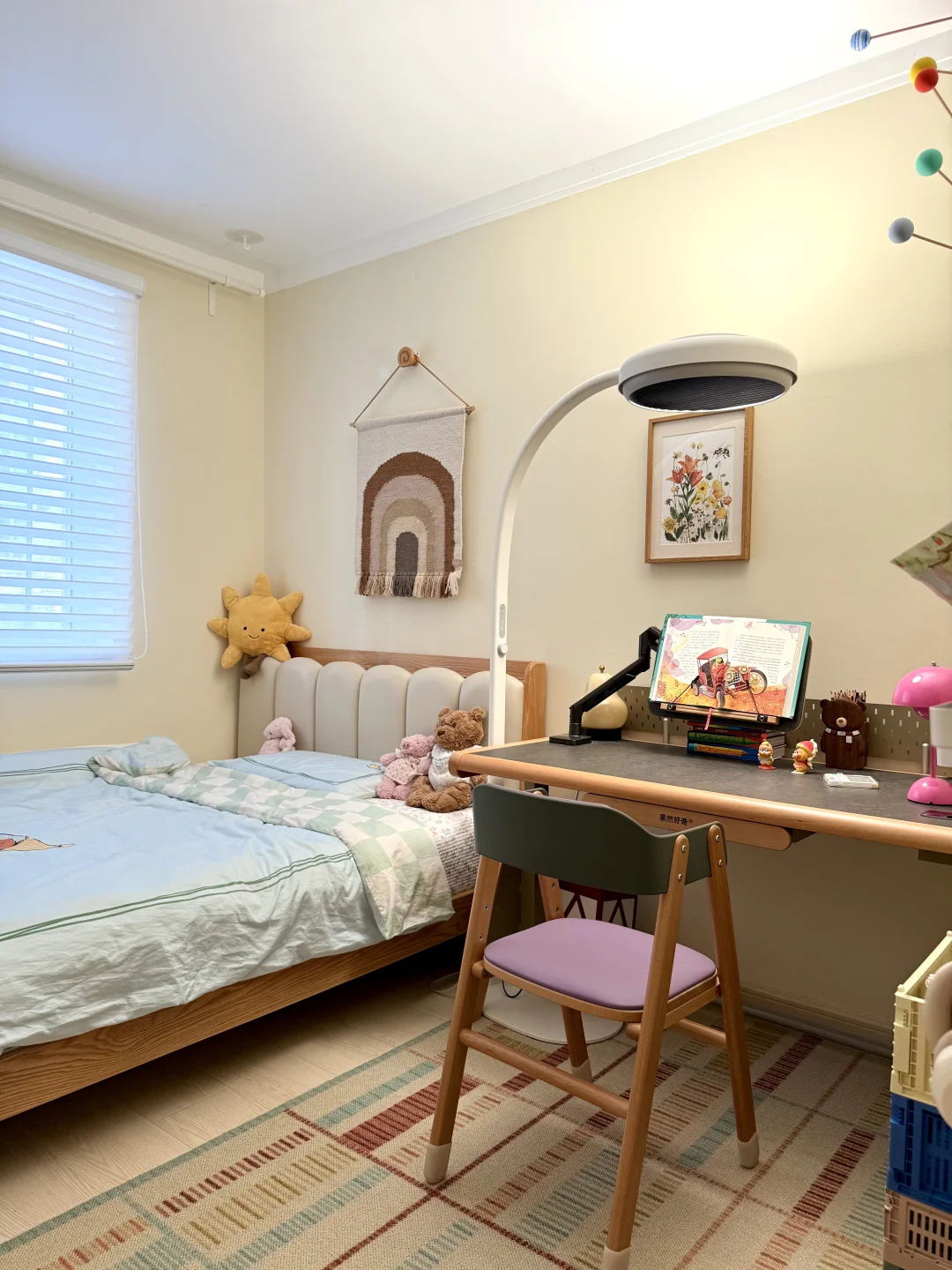 9㎡小房间｜儿童房配圆形大路灯真的太合适了！