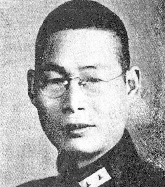 1934年，李延年在闽西抓了五百多名红军俘虏，部下问如何处置，他冷甩三字："全杀