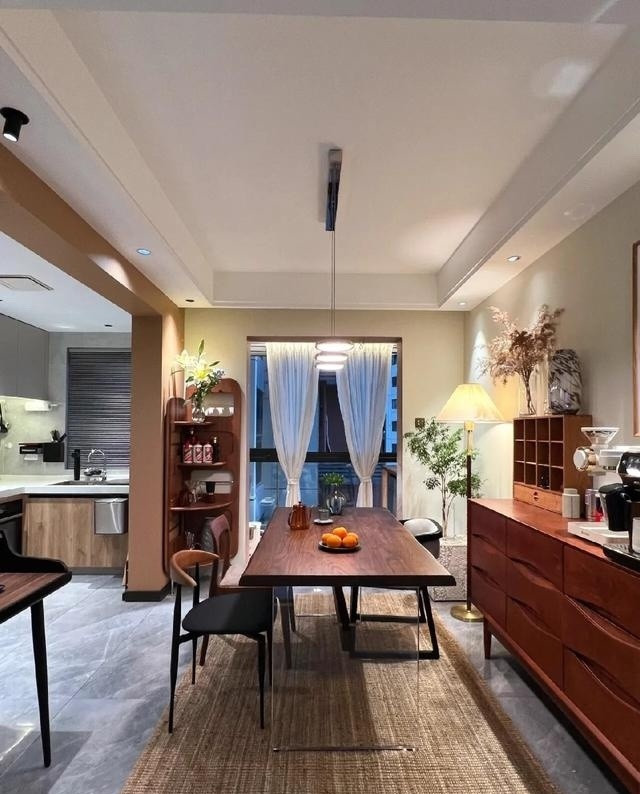 这是我见过最漂亮的家，配色高级，干净温馨，一进门就不愿离开！