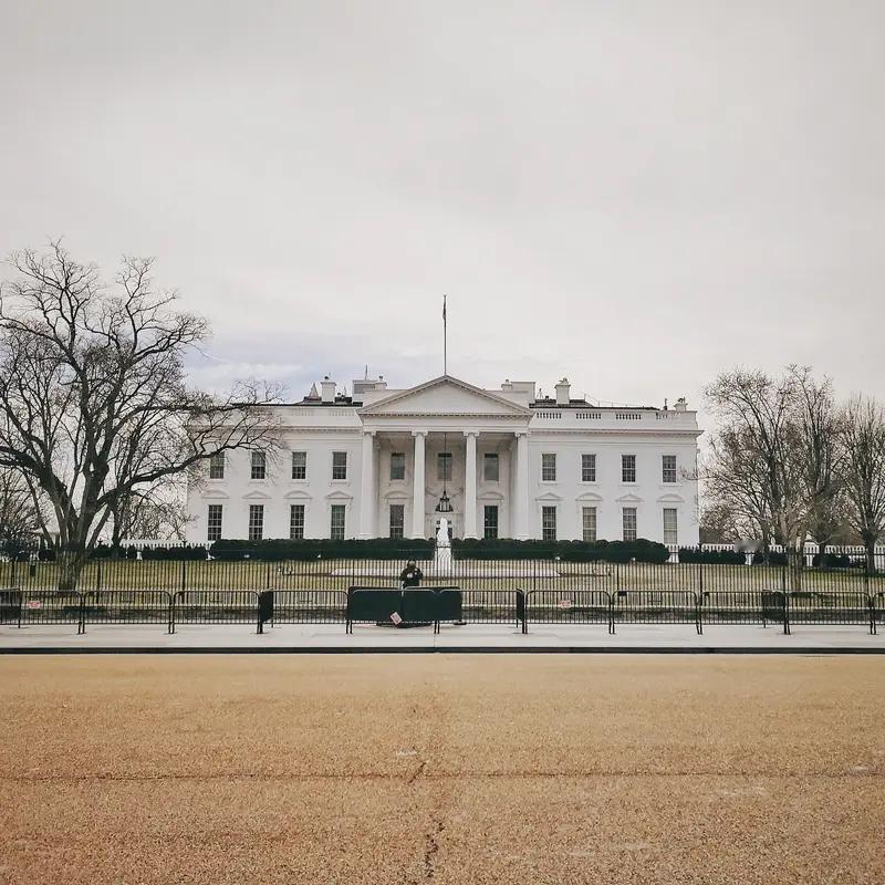 2月21日消息，美国白宫宣布新关税将于24日生效，将在150天内对进口物品征收1