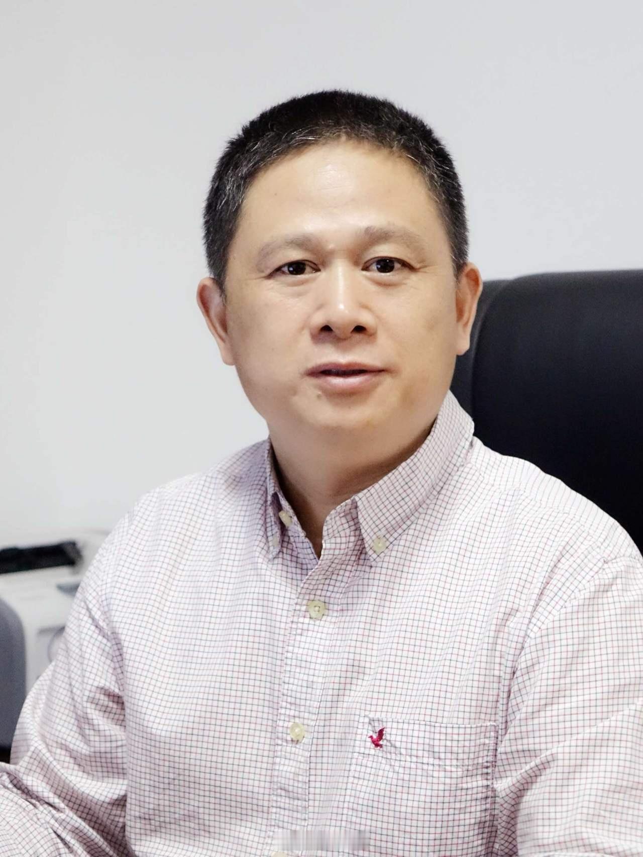 中南大学郭学益，离退休仅差1年1966年出生的老郭，湖南望城人。在原中南工业大学