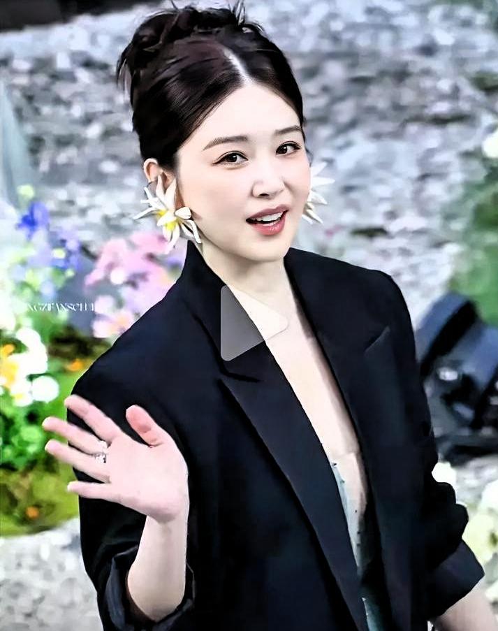 全网都在猜阚清子为什么上浪姐，结果真相说出来，我直接愣住了。😱有人说是为