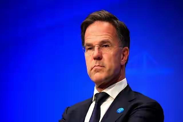 真没想到一场战争，没打垮俄罗斯，没打垮乌克兰，却打的欧盟变了天！俄乌战争，本质