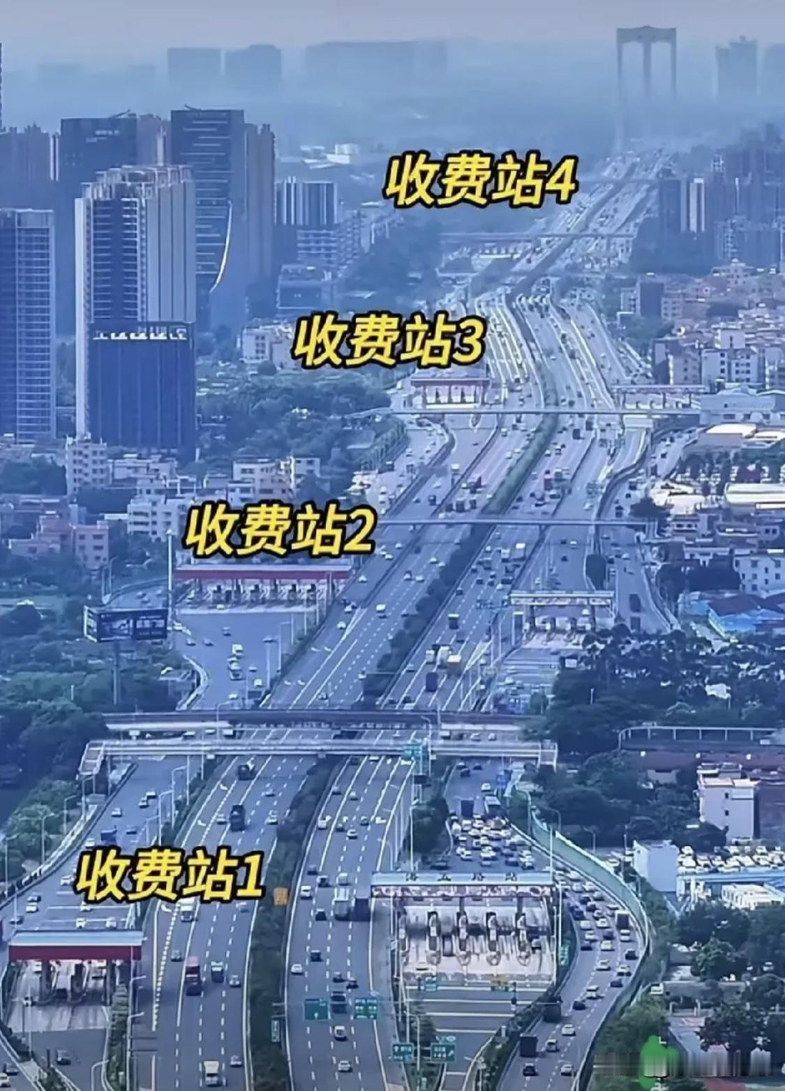 你能看出这是哪座城市吗？[呲牙笑]