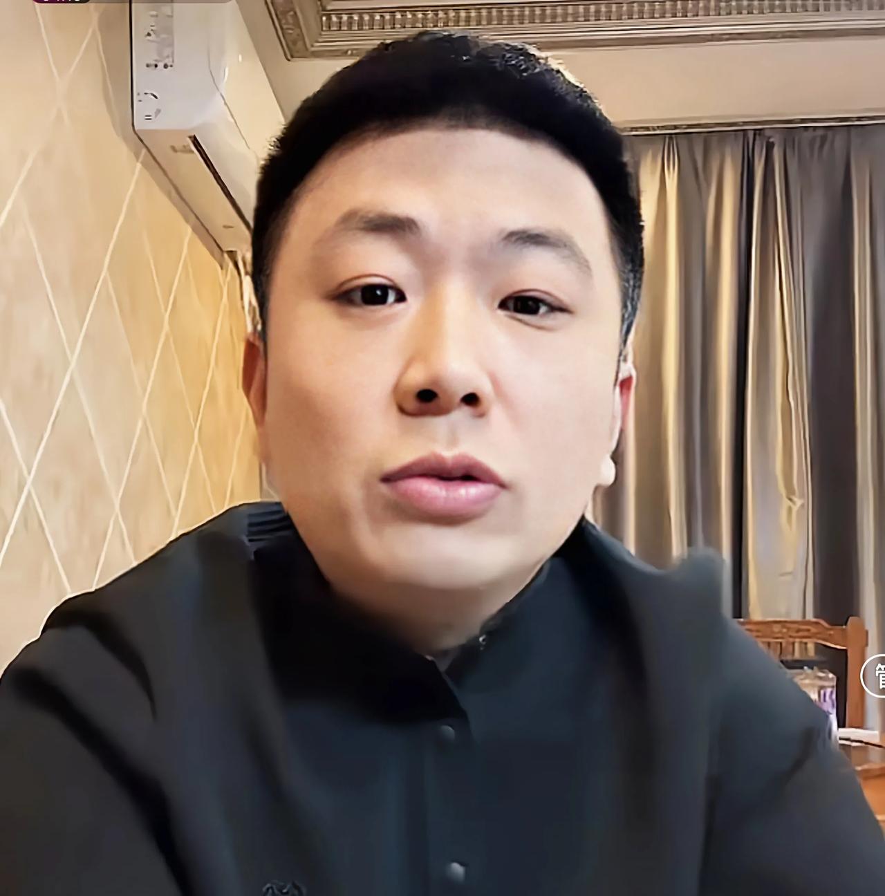 杨议助理小辉和杨化然、杨盼盼兄妹的隔空喊话，看得人挺唏嘘小辉这回直接回了杨家