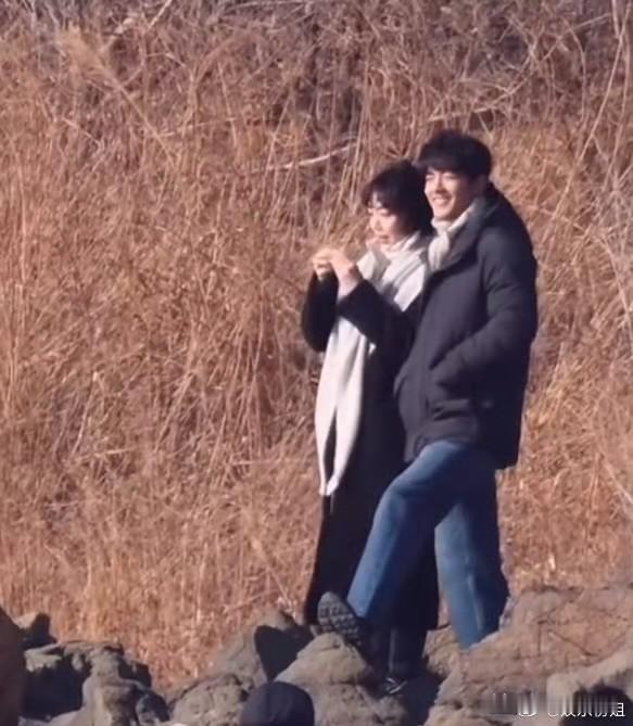 肖战现在唯一的烦恼就是他的女主角从来都不是他能左右的，他现在能搭档的都是女主角都