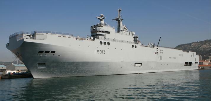 每天认识一件兵器法国“西北风”级两栖攻击舰“西北风”级两栖攻击舰是法国于20世