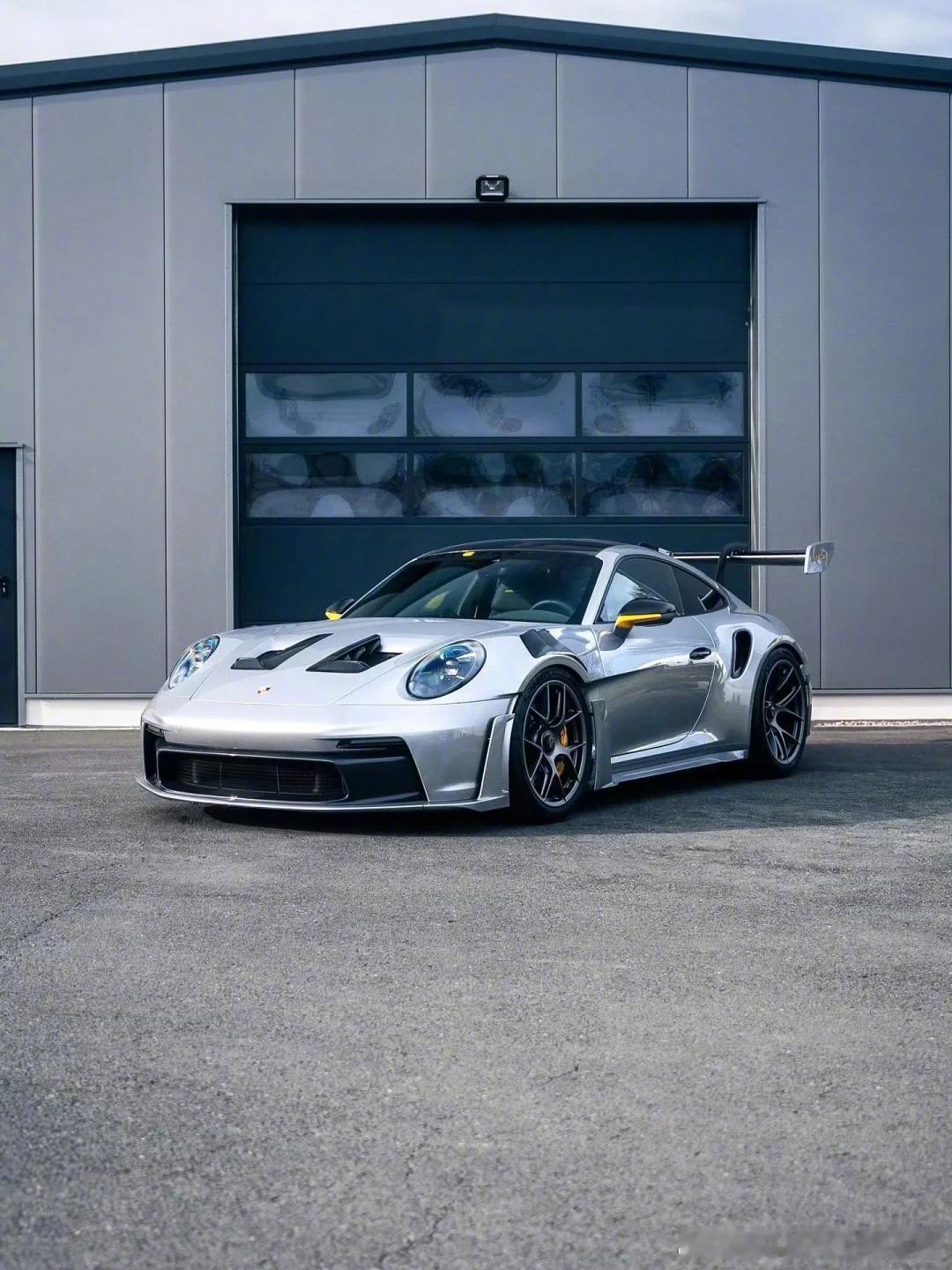 Porsche911GT3RS，银色拥有最低调的高级