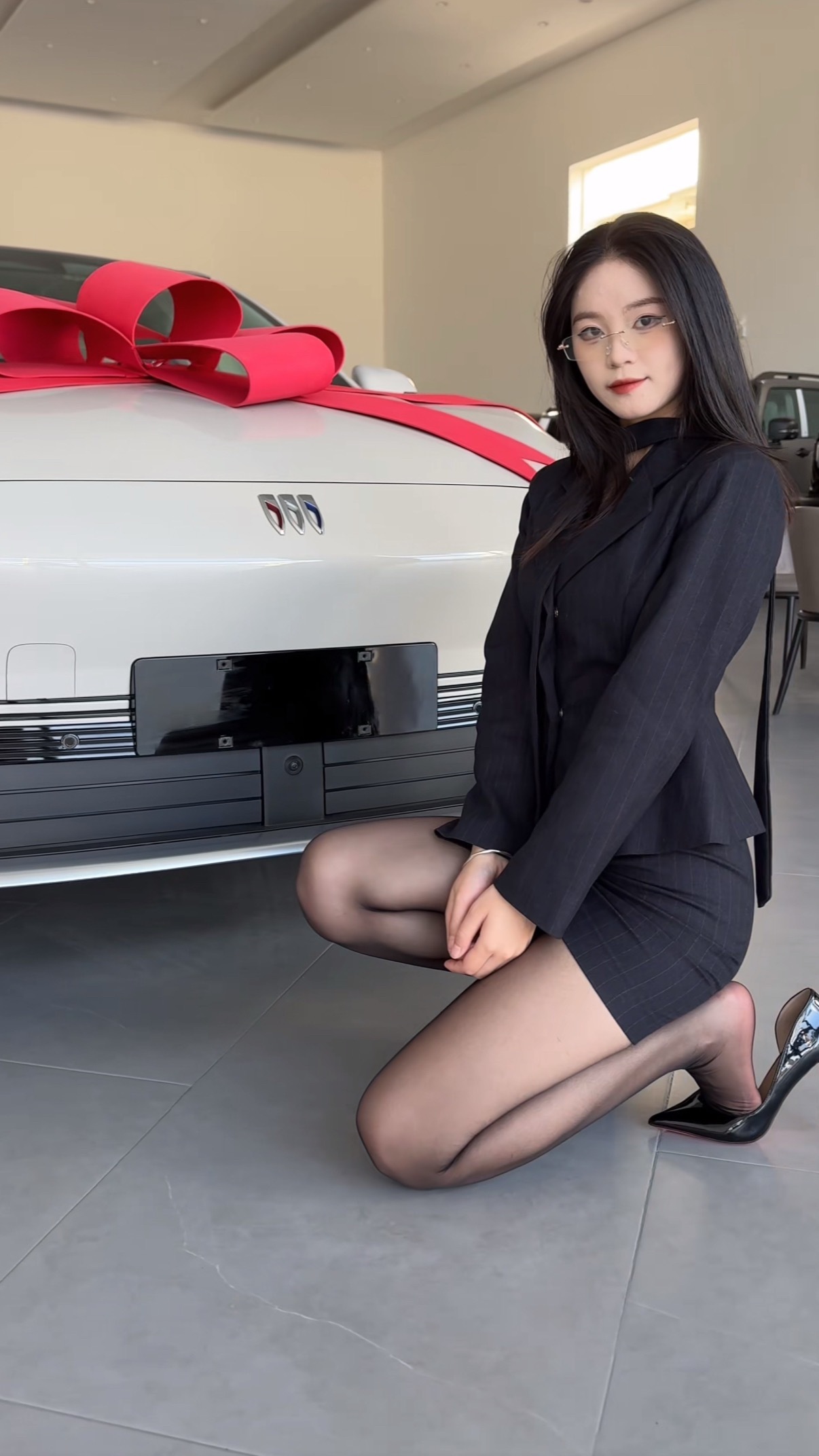 别克车标像三发子弹