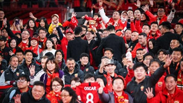 13人合同到期直接大换血? 中超三连冠后, 海港队这个转会窗专注板凳深度