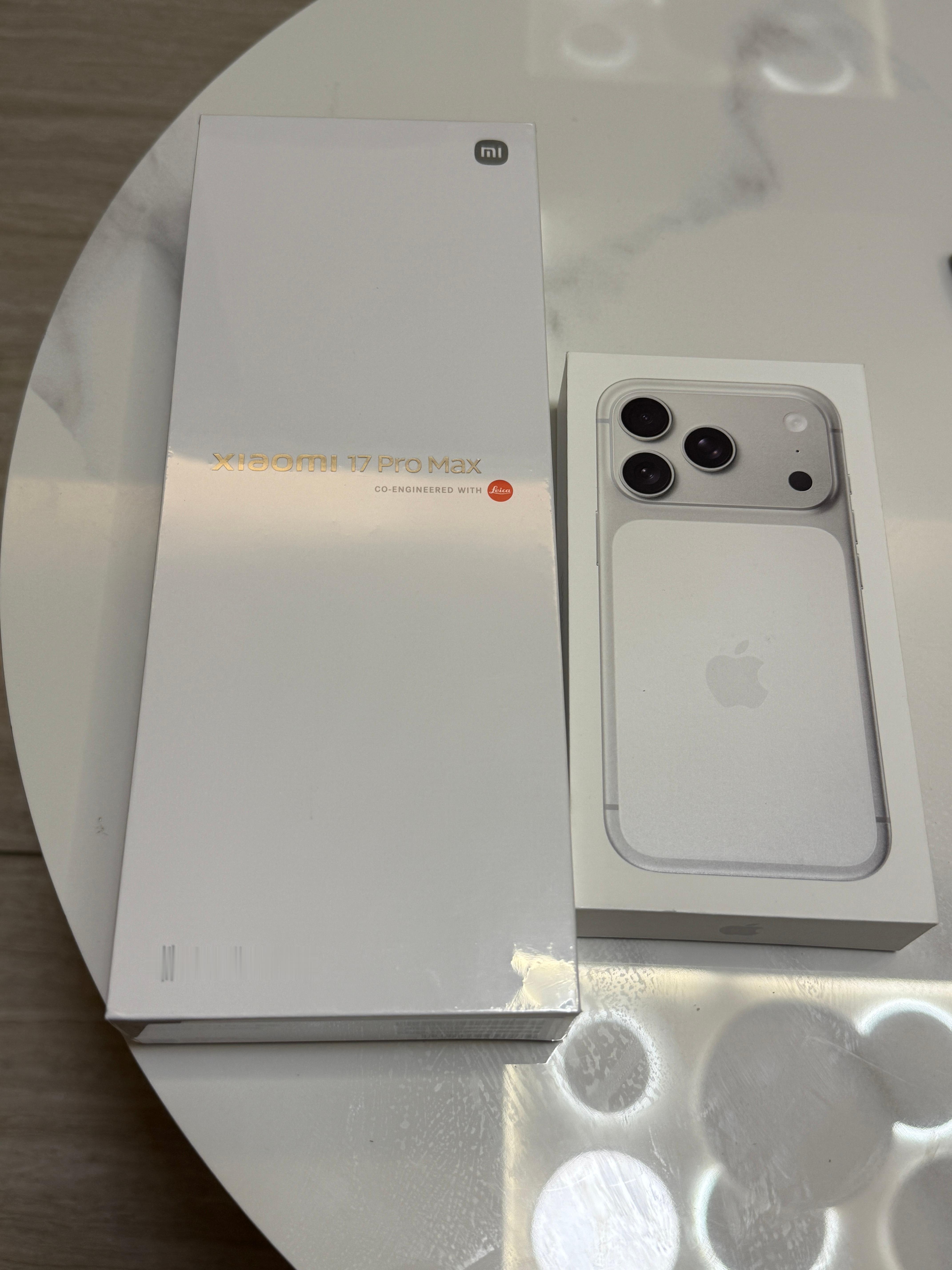 我以为我买的17ProMax到了，结果开完箱了才知道自己下单的是17Pro。一
